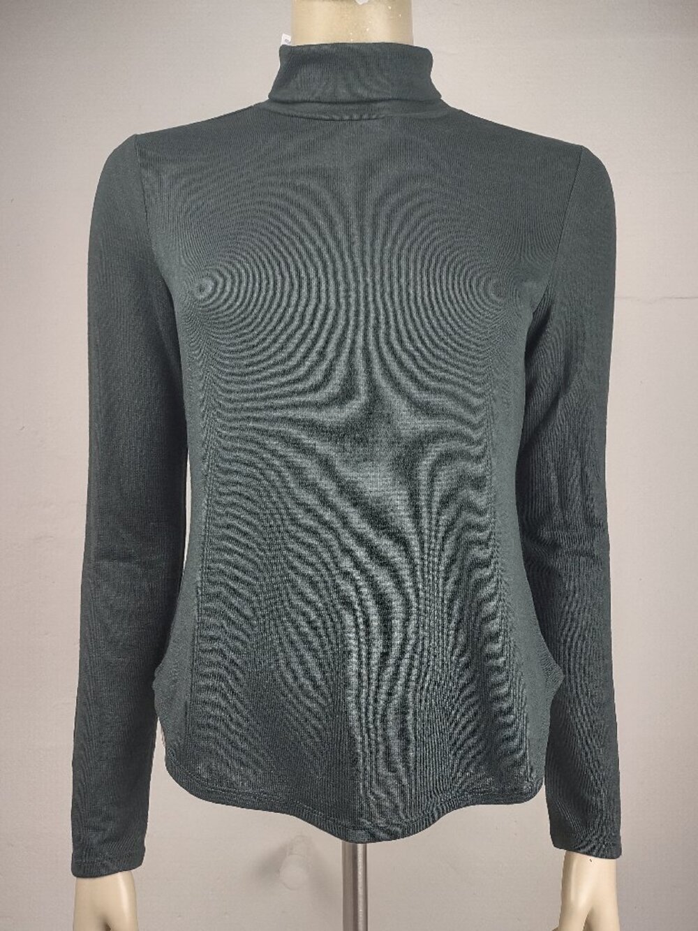 NWT Banana Republic dark green lightweight turtleneck top ladies XS X-Small